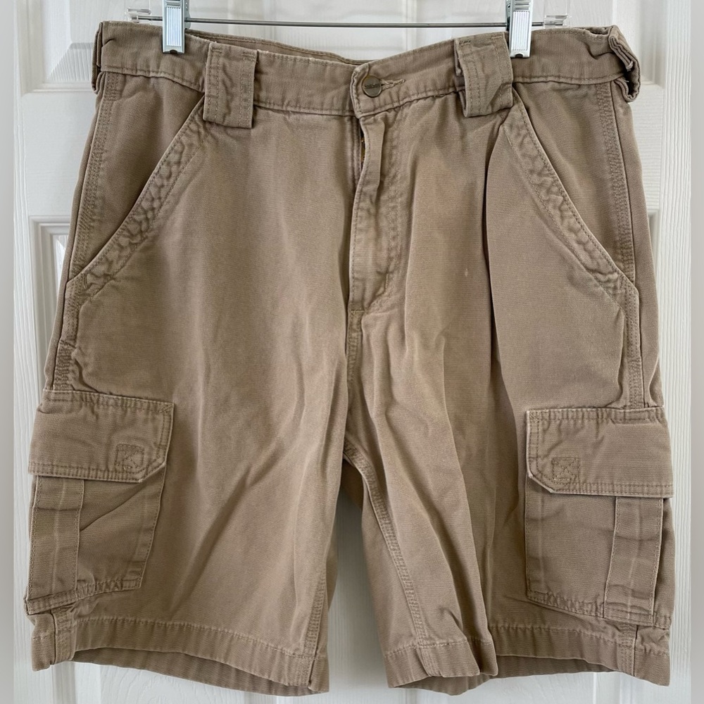 Men’s Carhartt canvas cargo shorts, 33 waist, 9” inseam